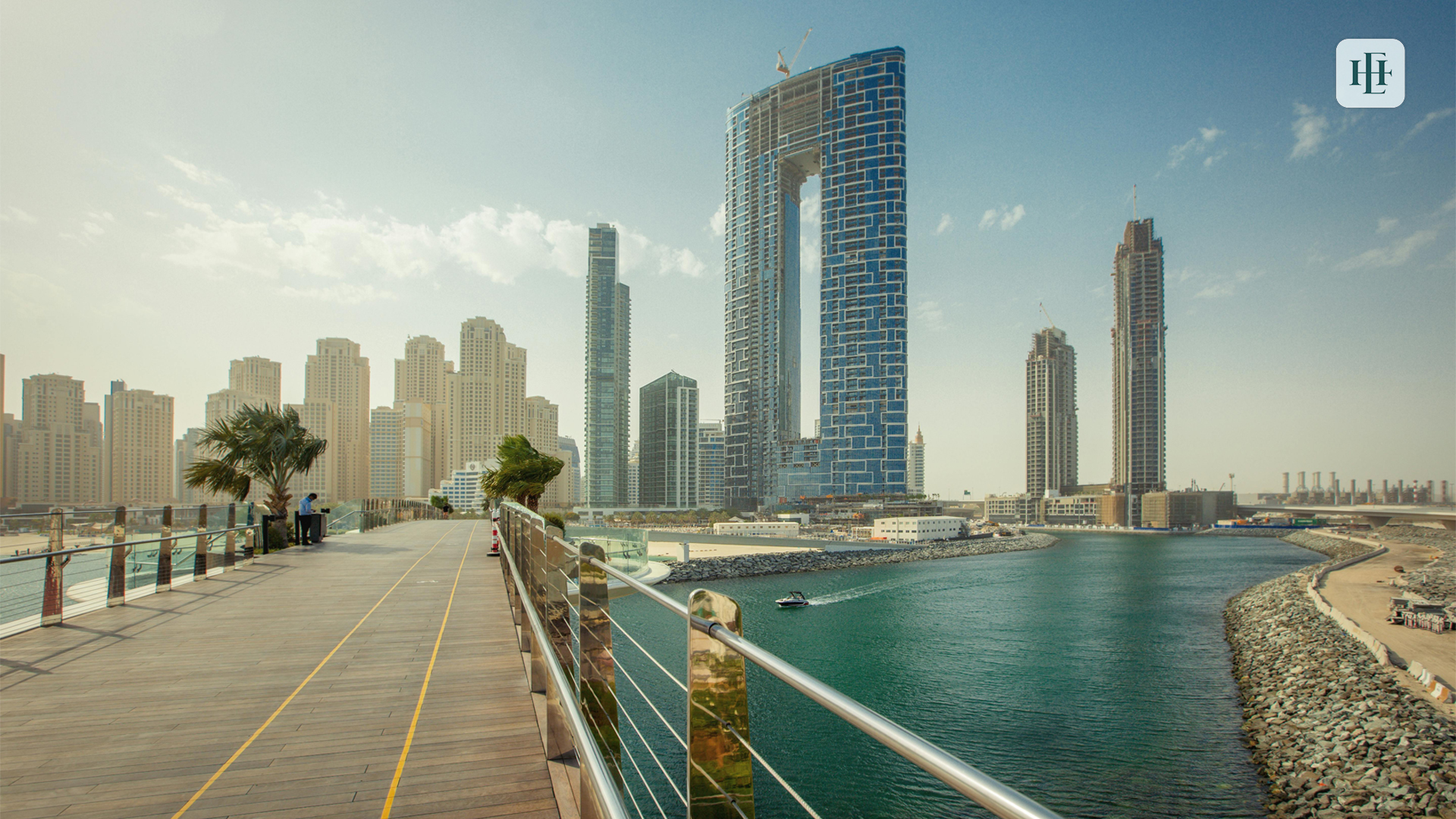 Jumeirah Beach Residence (JBR)