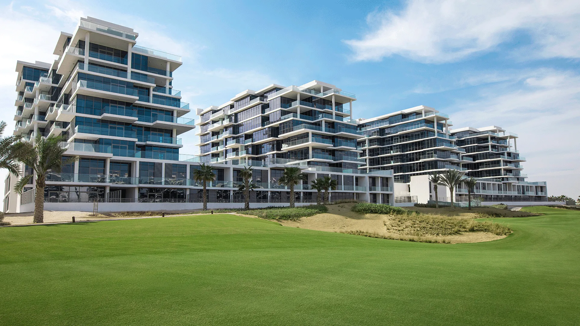 Golf Town Damac Hills